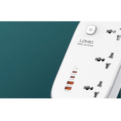LDNIO GaN Desktop Power Strip With USB-C Hub 65W - разклонител с 3 AC изхода и вградени 2хUSB-C и 2хUSB-A изхода за мобилни устройства (бял) 8