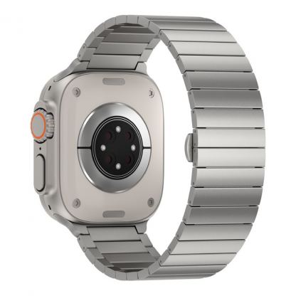 JustMobile Titanium DLC Band - титаниева каишка за Apple Watch 42мм, 44мм, 45мм, 46мм, Ultra 49мм (сребрист) 4