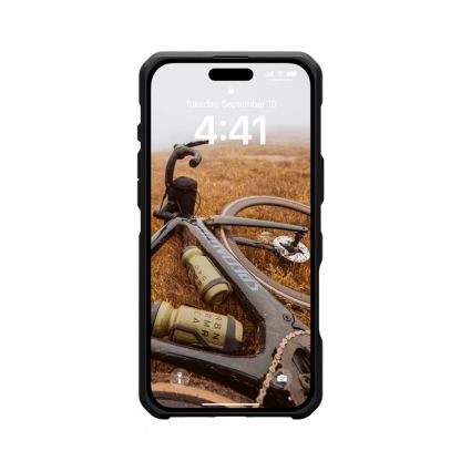 Urban Armor Gear Metropolis LT Kevlar MagSafe Case - удароустойчив хибриден кейс с MagSafe за iPhone 16 (черен) 6