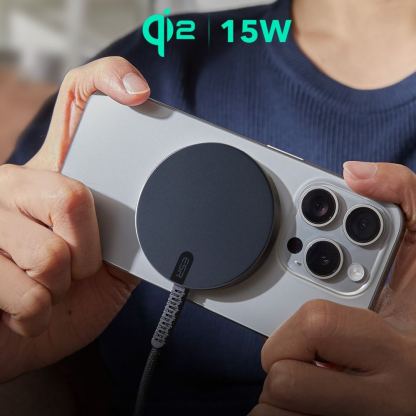 ESR HaloLock QI2 USB-C Magnetic Wireless Qi Charger 15W - поставка (пад) за безжично зареждане за iPhone с Magsafe (черен) 4