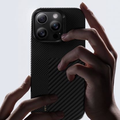 Benks Magnetic Montage Kevlar Case 600D - кевларен кейс с MagSafe за iPhone 16 (черен) 7