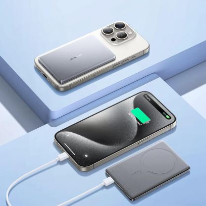 Joyroom Ultra Slim Magnetic Wireless Quick Charging Power Bank 5000 mAh 20W - преносима външна батерия с Lightning порт, USB-C изход и безжично зареждане с MagSafe (сив) 17