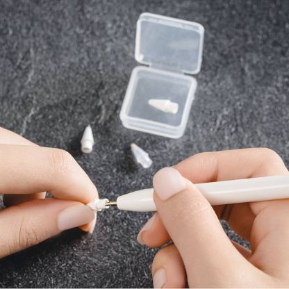 Mageasy Instinct iPad Stylus Pencil With Tips - професионална писалка за iPad (бял)  3