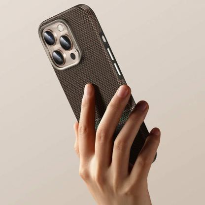 Benks Magnetic Armor Pro Kevlar Case 600D - удароустойчив кевларен кейс с MagSafe за iPhone 16 Pro (черен) 7