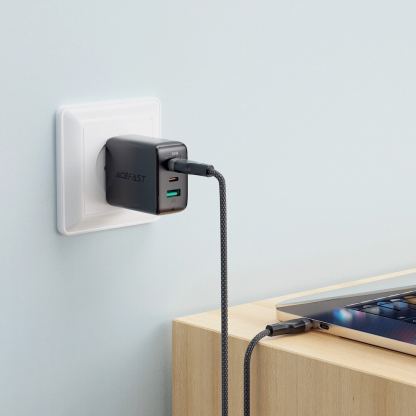 Acefast Digital Display USB-C to USB-C Cable PD 2.0 100W - здрав кабел с вграден магнитен органайзер и въжена оплетка за устройства с USB-C порт (100 см) (черен) 6