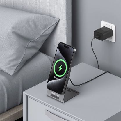 Blavec Qi2 Wireless Fast Charger Stand 15W - сгъваема алуминиева поставка за безжично зареждане за iPhone с MagSafe и Qi2 съвместими мобилни устройства (сребрист) 3