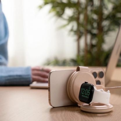 Satechi OntheGo 3-in-1 MagSafe Qi2 Foldable Pad - преносима тройна поставка (пад) за безжично зареждане за iPhone с MagSafe, Apple Watch, AirPods и Qi съвместими мобилни устройства (розов) 7