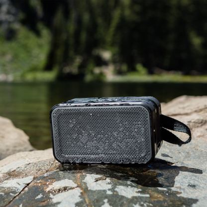 Skullcandy Barricade XL Bluetooth Wireless Portable Speaker - водо и удароустойчив безжичен спийкър с микрофон за мобилни устройства (черен) 7