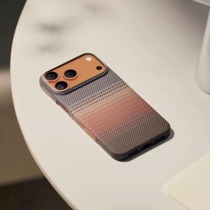 Кевларен кейс с MagSafe за iPhone 17 - Pitaka PitaTap MagEZ 7 Ultra Slim Case Aramid Fiber (шарен) 4