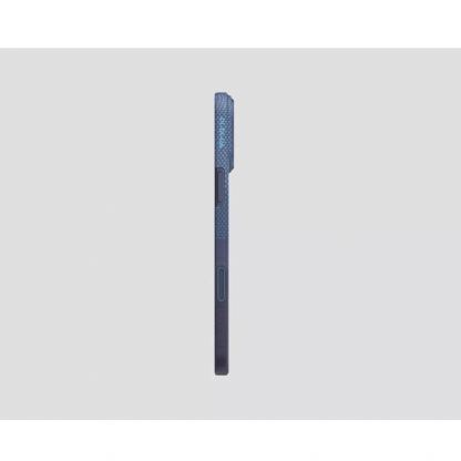 Кевларен кейс с MagSafe за iPhone 17 Pro - Pitaka StarPeak MagEZ 7 Ultra Slim Case Aramid Fiber (тъмносин) 8