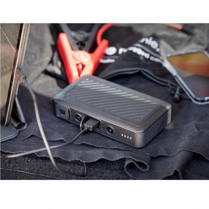 Външна батерия 2700 mAh с фенер и JumpStarter за автомобил - Mophie Powerstation GO Rugged Compact Car Jump Starter 2700 mAh (черен) 5