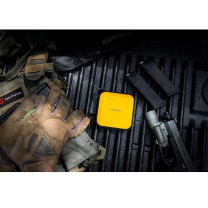 Външна батерия с USB-A и USB-C портове с технология за бързо зареждане и LED лампа - Tactical BadAss Power Bank 10050 mAh 18W (черен-жълт) 4