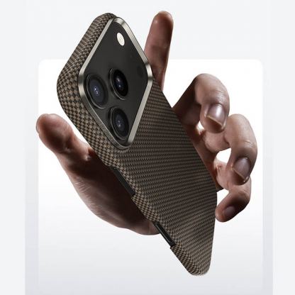 Кевларен кейс с MagSafe за iPhone 17 Pro Max - Benks Magnetic Armor Tint Kevlar Case 1000D (зелен) 8