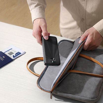 Преносима външна батерия с USB-C порт, и 2xUSB-A изхода - Joyroom Fast Charging Power Bank 10000 mAh 22.5W (черен) 14