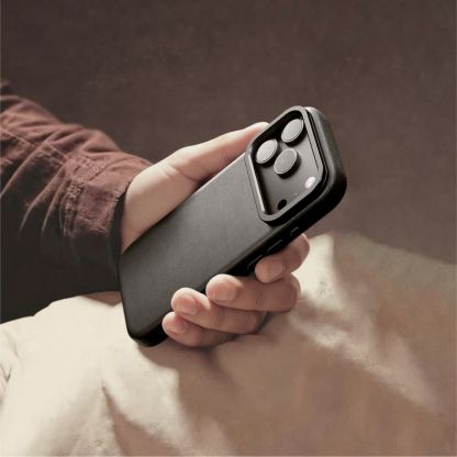 Кожен кейс с MagSafe и вградена поставка за iPhone 17 Pro Max - AmazingThing Glamour AllSkin Magnetic Leather Case (черен) 6