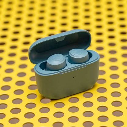 Безжични блутут слушалки със зареждащ кейс за мобилни устройства - JLAB GO Air Pop True Wireless TWS Earbuds (сив) 8