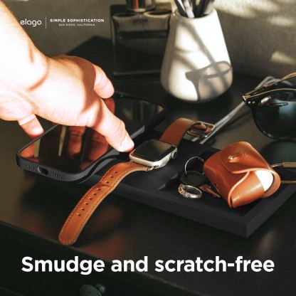 Силиконова поставка за зареждане на iPhone и Apple Watch чрез поставяне на Apple MagSafe Charger и Apple Watch кабел - Elago Charging Tray Duo for MagSafe & Apple Watch Charger (тъмносин) 5