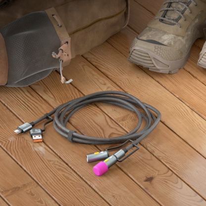 Кабел с бързо зареждане за устройства с USB-C порт, LED светлина и запалка и USB-C към USB-A адаптер - 4smarts 4-in-1 USB-C Cable Set Explorer 60W (100 см) (черен) 11