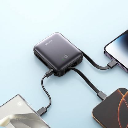 Външна батерия с вградени USB-C и Lightning кабели и USB-C порт и технология за бързо зареждане - Joyroom JR-PBF27 Portable Power Bank 22.5W 10000 mAh (черен) 12