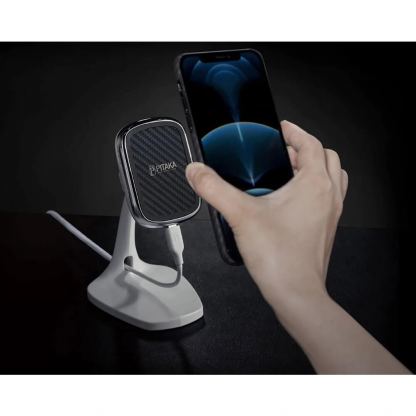 Поставка за безжично зареждане съвместима само с кейсове MagEZ за iPhone и смартфони - Pitaka MagEZ Mount Qi Desktop (черен) 8