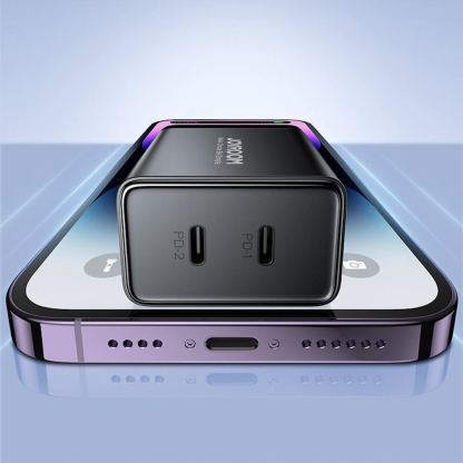 Захранване за ел. мрежа смартфони и таблети с 2xUSB-C изхода и с технология за бързо зареждане - Joyroom Dual Travel Wall Charger USB-C 40W PD (черен) 10