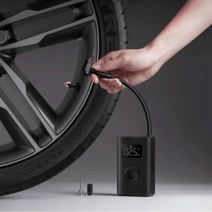 Компресор за автомобилни гуми с вградена 2000 mAh батерия - Xiaomi Mi Portable Air Pump 2 Compressor (черен) 10