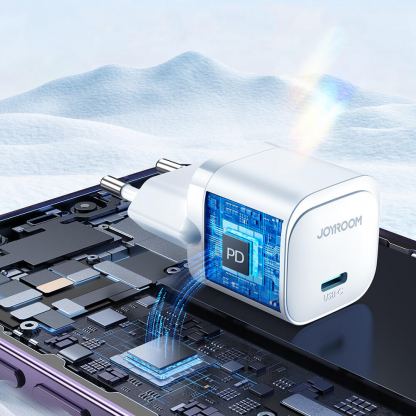 Захранване за ел. мрежа с USB-C изход с технология за бързо зареждане - Joyroom Mini USB-C PD Fast Charger 20W (бял) 8