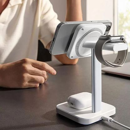 Тройна поставка (пад) за безжично зареждане за iPhone с Magsafe, Apple Watch, AirPods Pro и Qi съвместими устройства - ESR CryoBoost 3-in-1 Magnetic MagSafe Wireless Charger (черен) 6