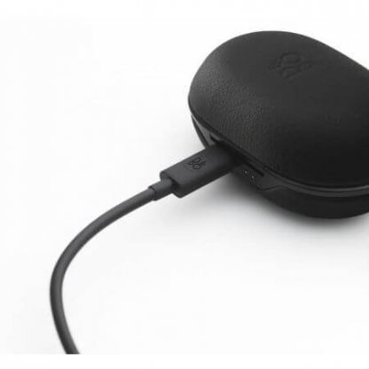 Bang & Olufsen Beoplay E8 Charging case - резервен зареждащ кейс за Beoplay E8 (черен)  2