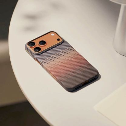  Кевларен кейс с MagSafe за iPhone 17 Pro Max - Pitaka Sunset Ultra Slim Aramid Fiber Case 6