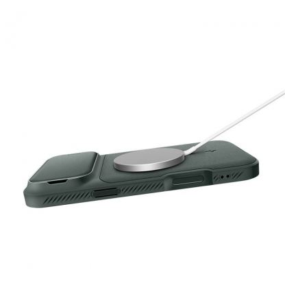 Силиконов (TPU) калъф с капак за камерата с MagSafe за iPhone 17 Pro - Spigen Optik Armor MagSafe Case (зелен) 12