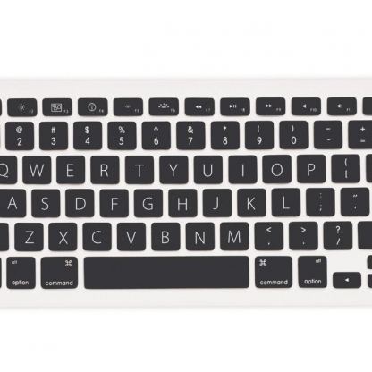 iLuv Silicon cover - силиконов протектор за MacBook клавиатури (черен) 2