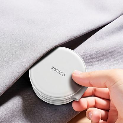Сгъваема двойна поставка (пад) за безжично зареждане за iPhone с MagSafe и Apple Watch - Yesido Foldable Wireless Charging Station (бял) 3