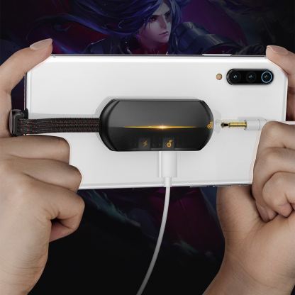 Baseus GAMO USB-C Male + 2 x USB-C & 3.5mm Female Adapter L49 - активен адаптер USB-C към 3.5 мм. аудио изход и два USB-C изхода за устройства с USB-C порт (черен) 12