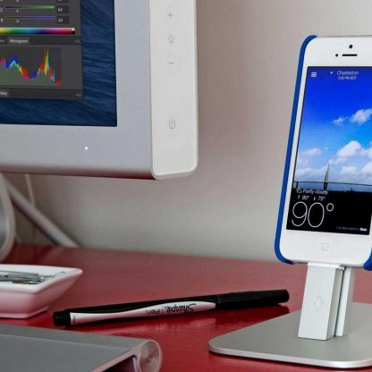 TwelveSouth HiRise Deluxe - алуминиева повдигаща поставка с Lightning и MicroUSB кабели за iPhone и iPad (сребриста) 2