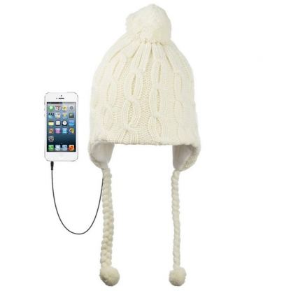 KitSound Audio Beanie Peruvian with Pom Pom - шапка с вградени слушалки с 3.5 мм аудио жак за iPhone и мобилни устройства (бял) 2